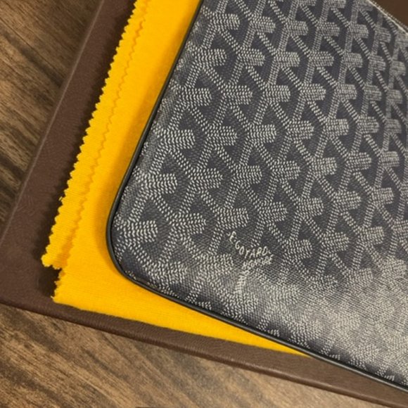 Goyard Monogram Logo Grey Senat MM Pouch Clutch - Picture 3 of 12